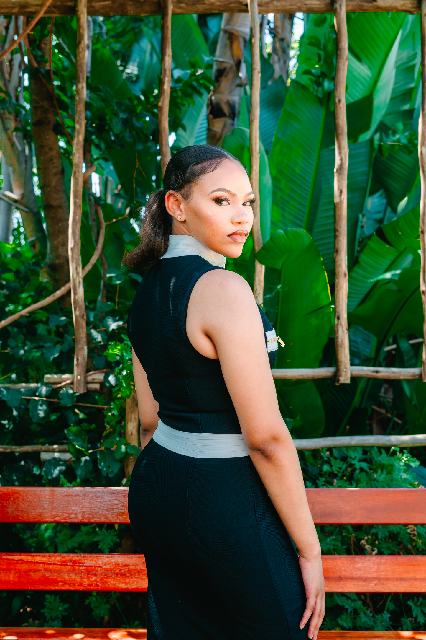 Black and White Zipper bandage dress